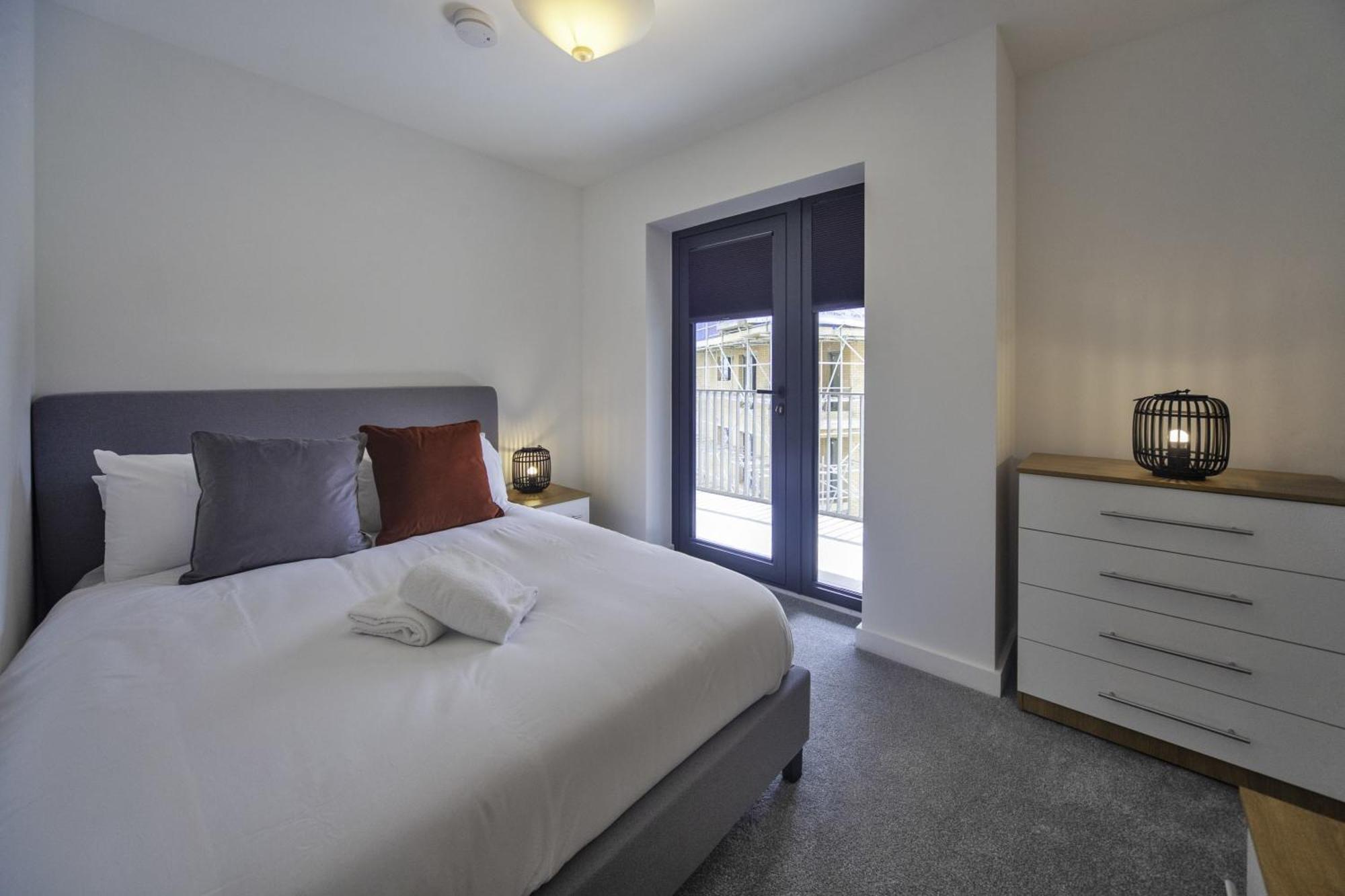 Lovely 2 Bedroom Apartment In Central Ashford Ashford  Esterno foto