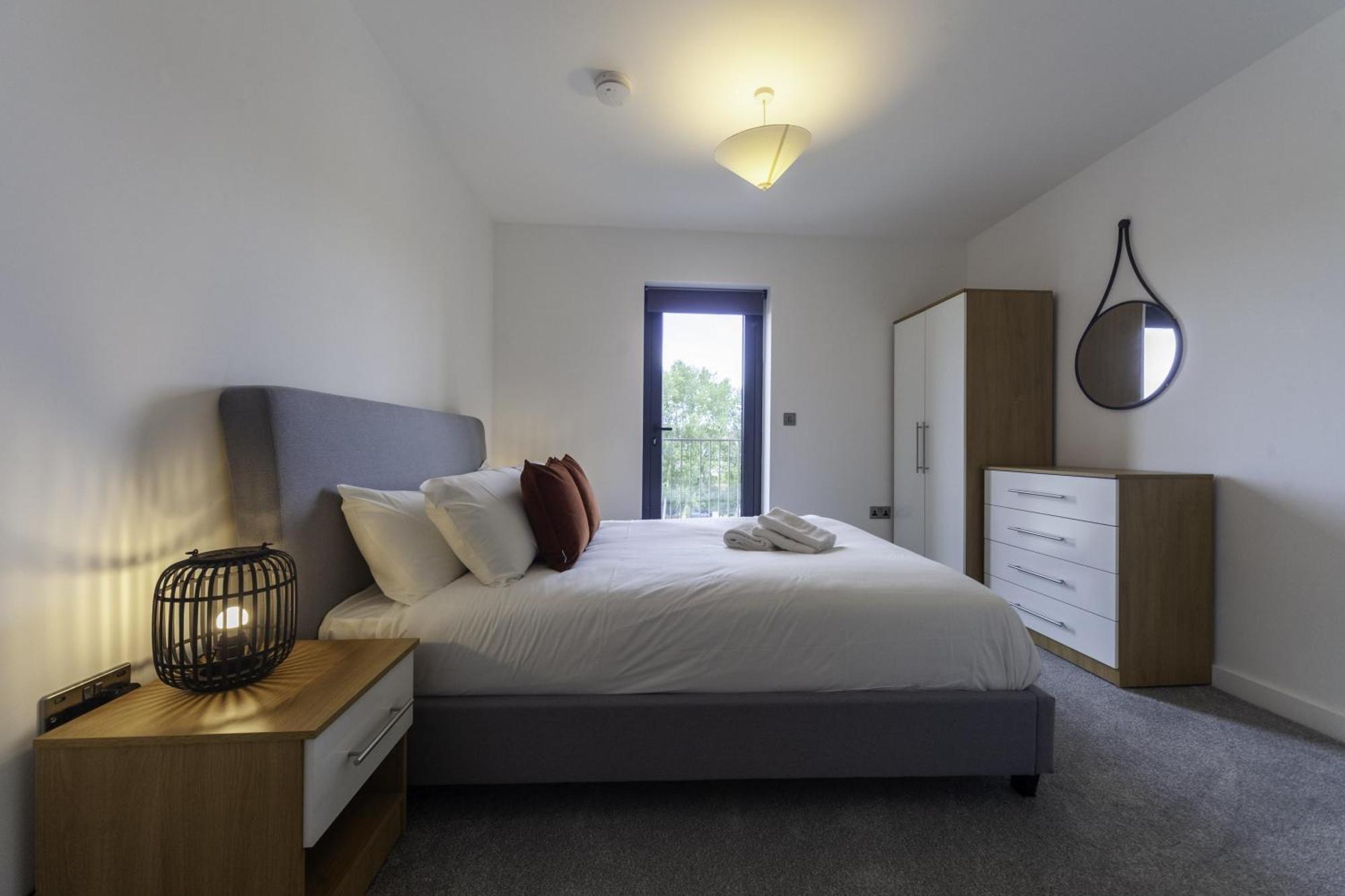 Lovely 2 Bedroom Apartment In Central Ashford Ashford  Esterno foto