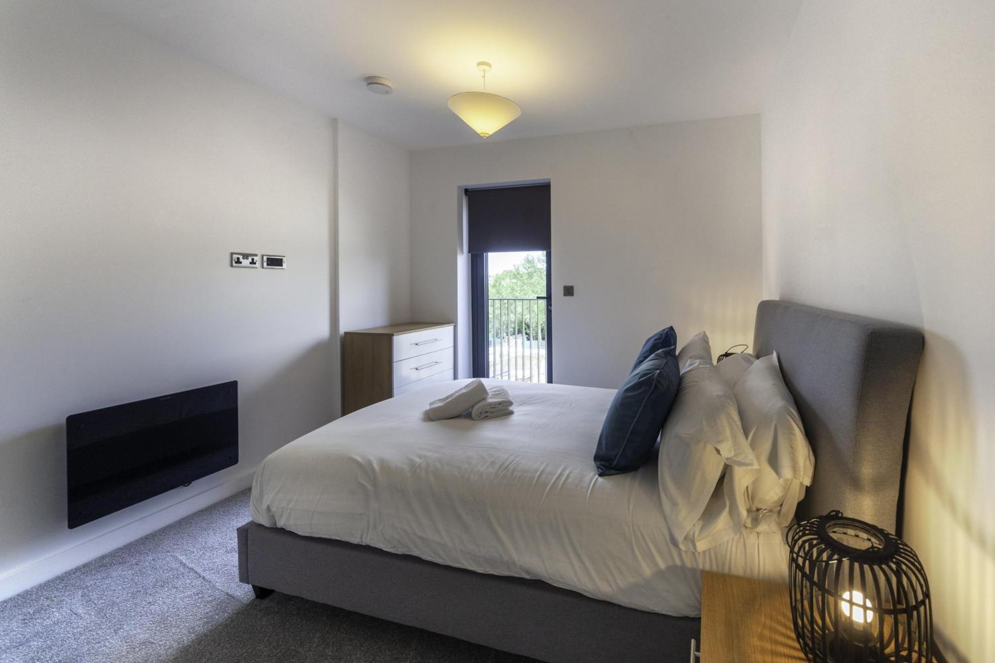 Lovely 2 Bedroom Apartment In Central Ashford Ashford  Esterno foto